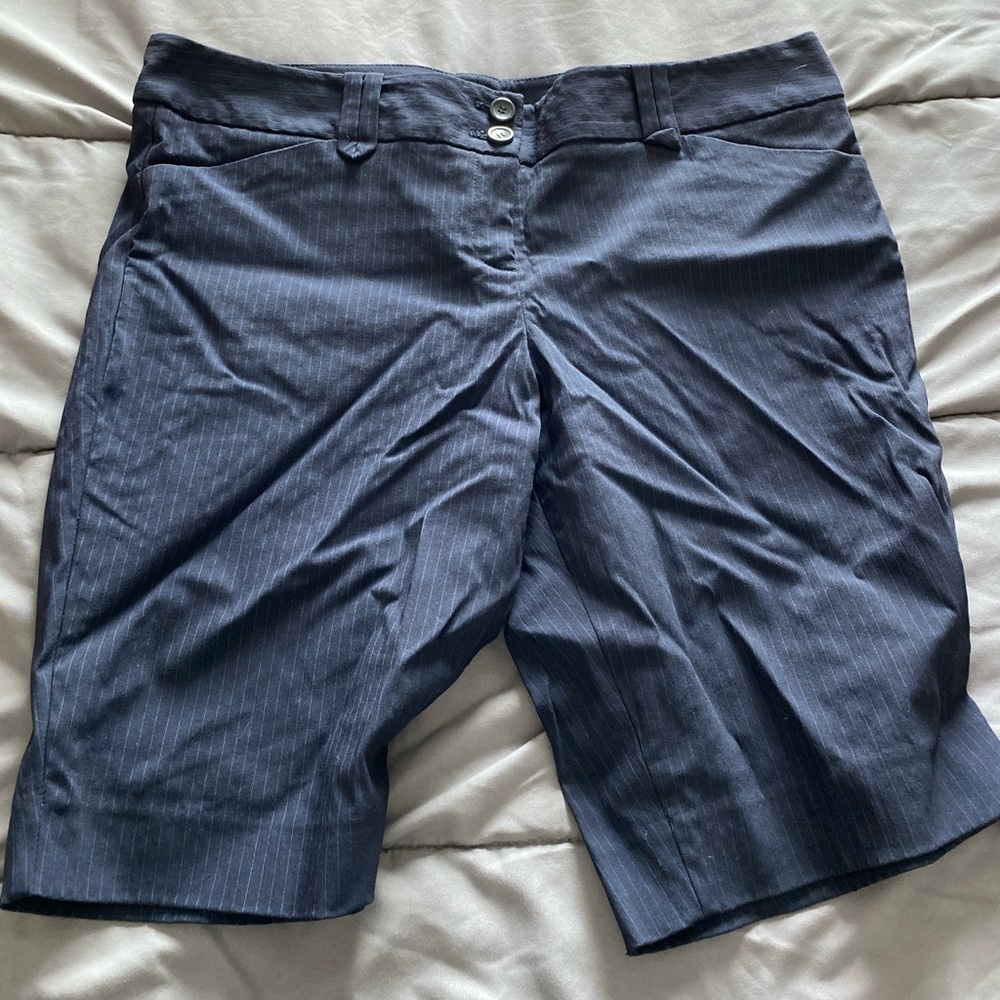 The Limited Exact Stretch Dress Bermuda Short - 14
